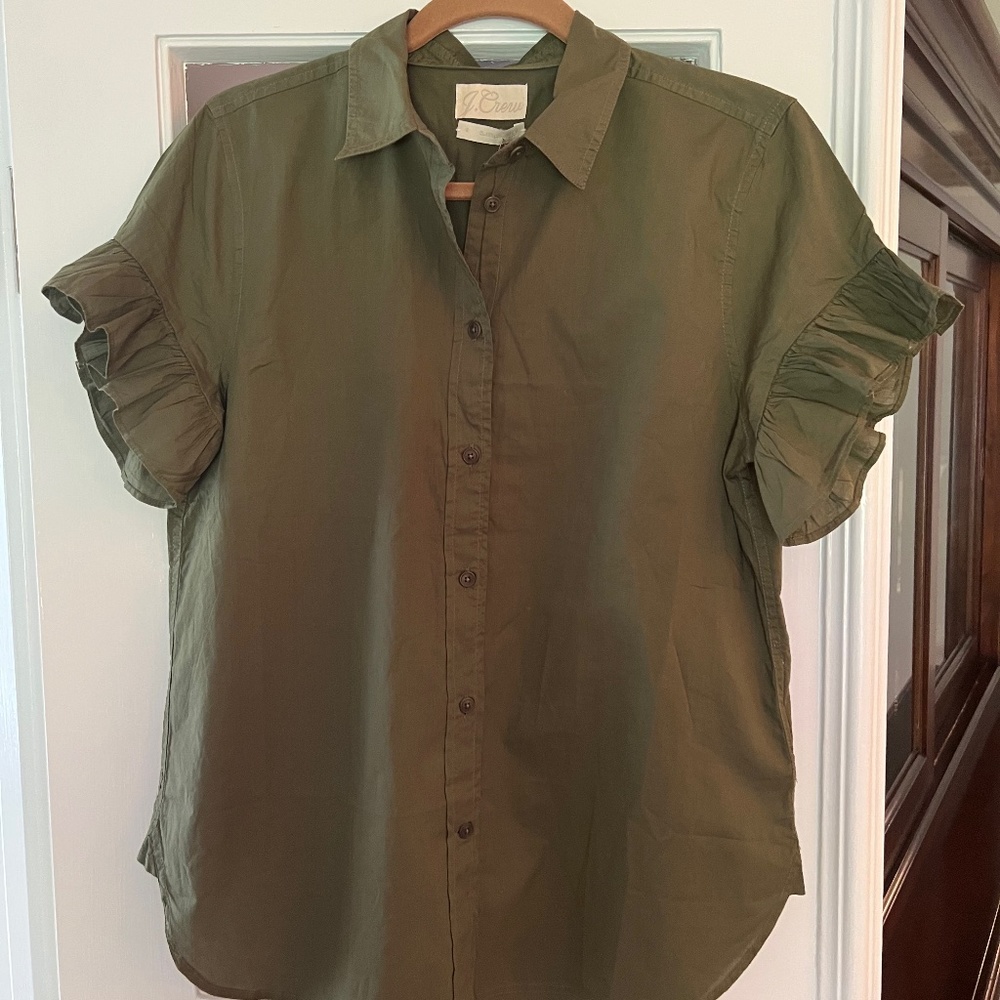 NWT Classic-fit lightweight cotton poplin ruffle-sleeve shirt in green